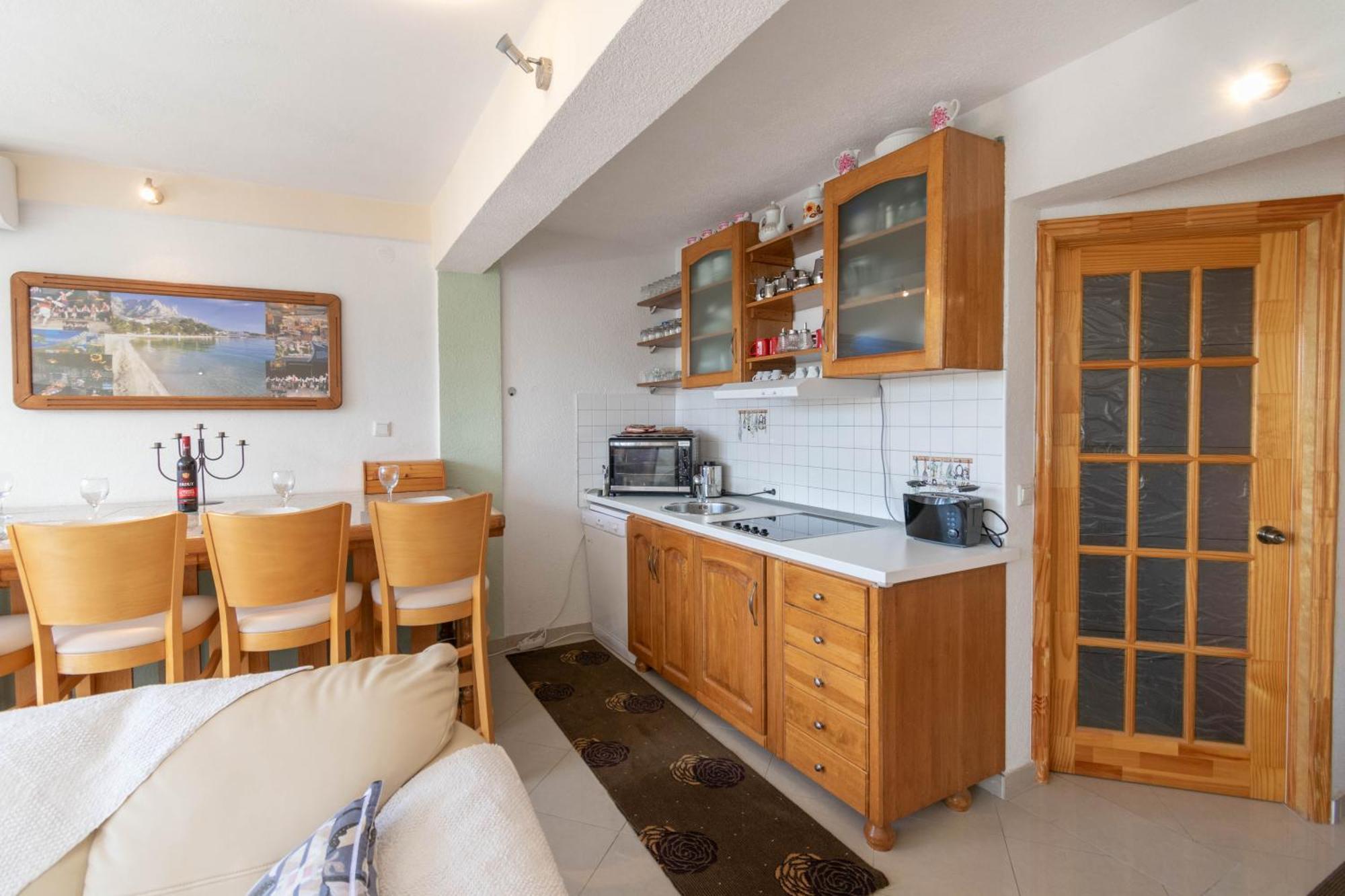 Apartment Kristina Dujmovic Baška Voda Rom bilde