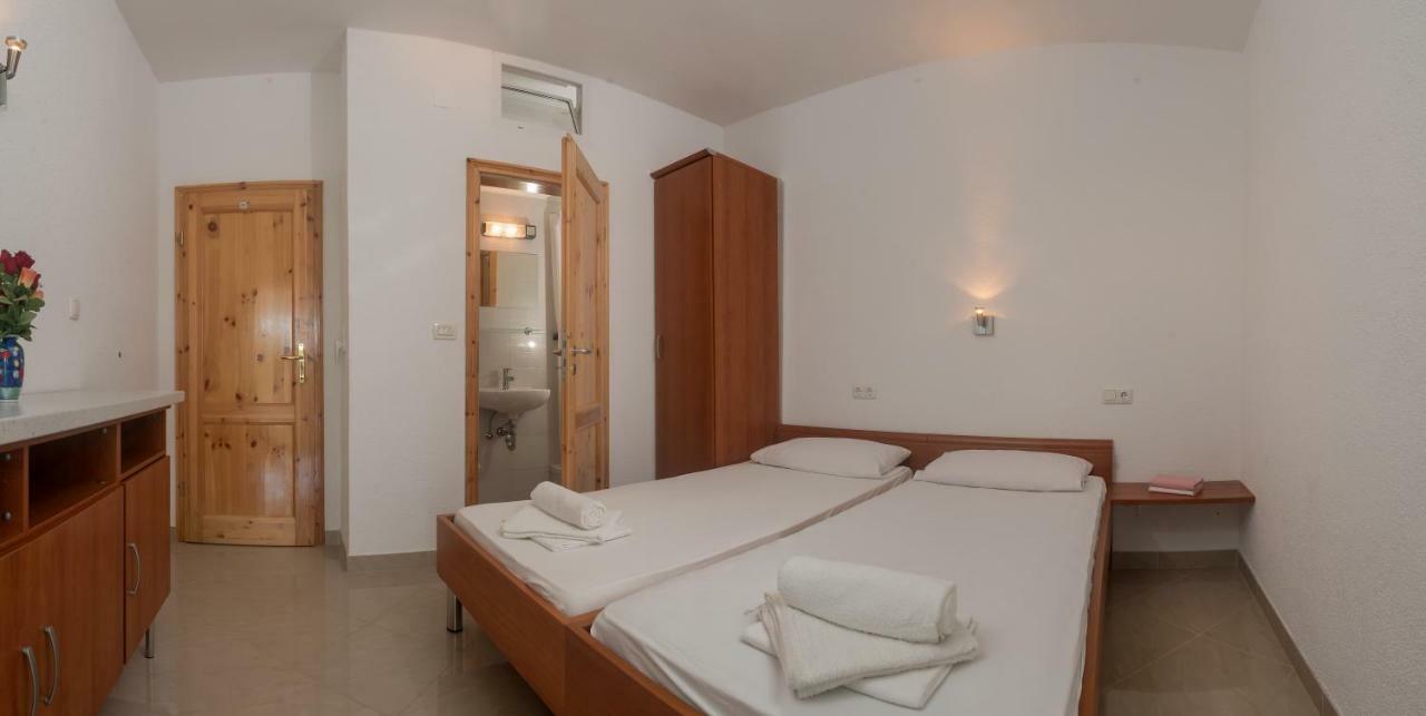 Apartment Kristina Dujmovic Baška Voda Eksteriør bilde